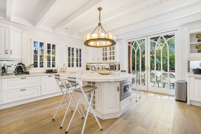 Image No.18-6 Bed Villa for sale