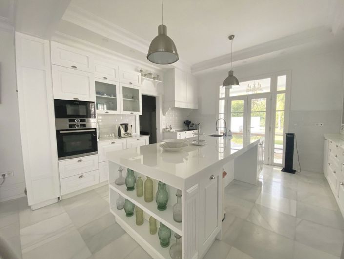 Image No.12-Villa de 13 chambres à vendre à Marbella