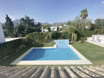 pool 2