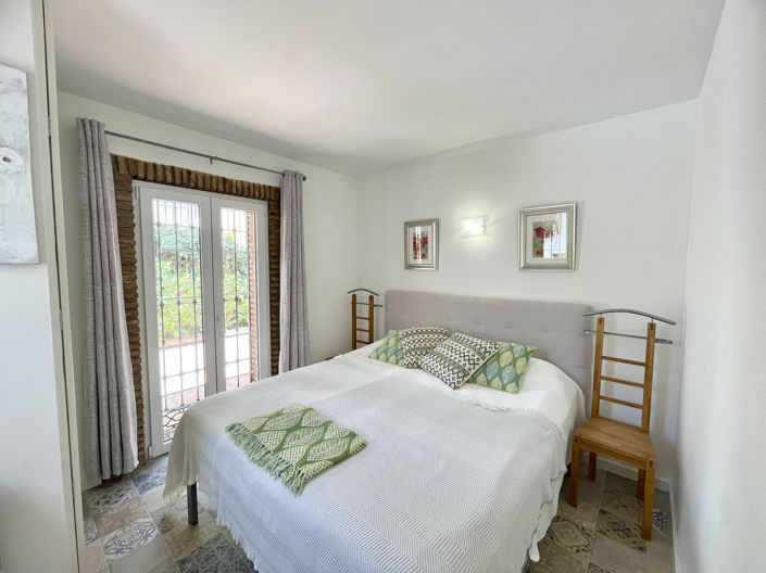 Image No.11-2 Bed Townhouse for sale