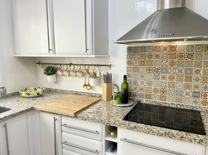 Image No.16-2 Bed Townhouse for sale