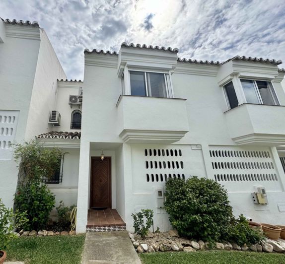 Image No.3-2 Bed Townhouse for sale