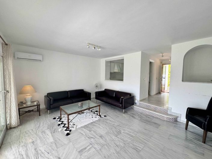 Image No.7-2 Bed Townhouse for sale