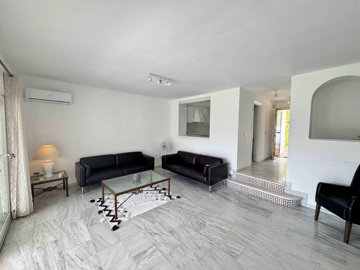 b98le8d7m9k3degpefzhs0lif8u4xzvzhwxtmggyekxx9