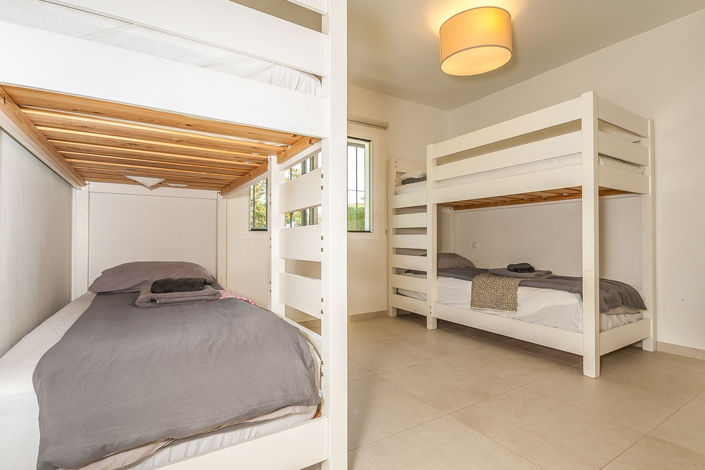 Image No.10-5 Bed Villa for sale