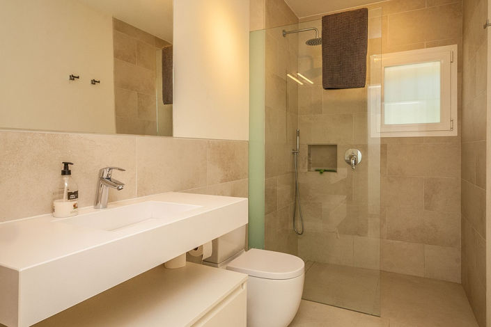 Image No.20-5 Bed Villa for sale