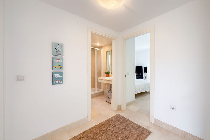 Image No.14-3 Bed Apartment for sale