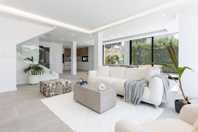 b98le8d7m9k3degpefzhs0lif8u4xzvzhwxtmggyekxx9