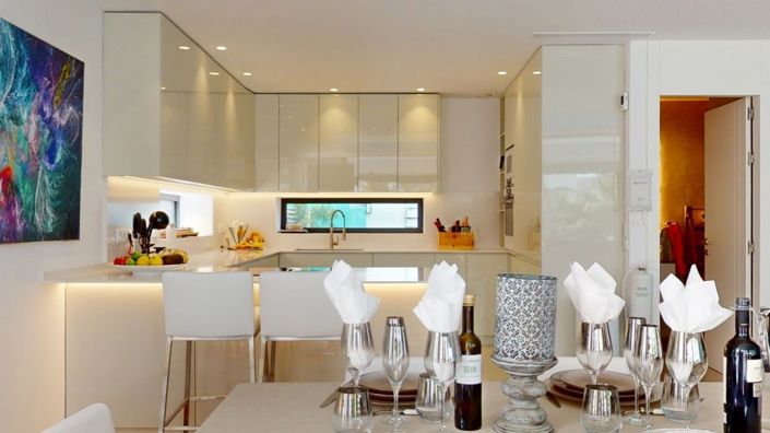 Image No.4-5 Bed Villa for sale