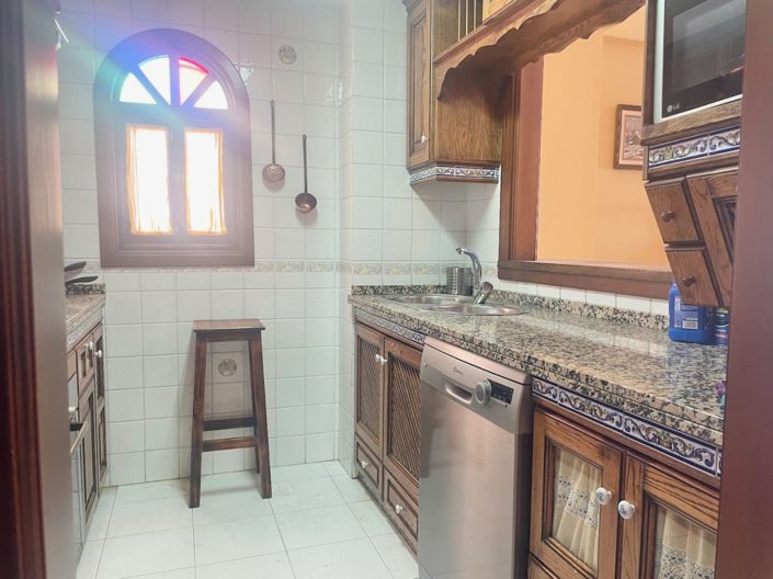 Image No.14-3 Bed Property for sale