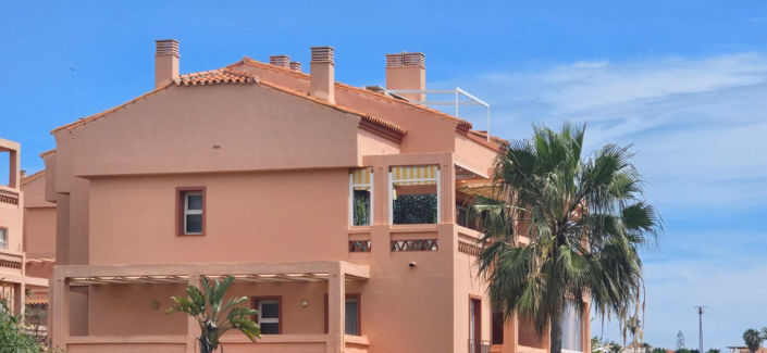 Image No.10-3 Bed Property for sale