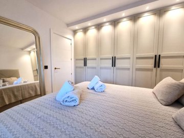 Bedroom (2)
