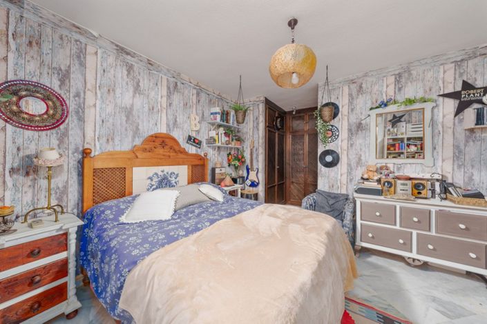 Image No.5-3 Bed Semi-Detached for sale