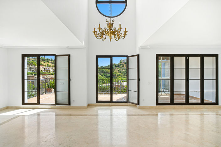 Image No.3-3 Bed Townhouse for sale