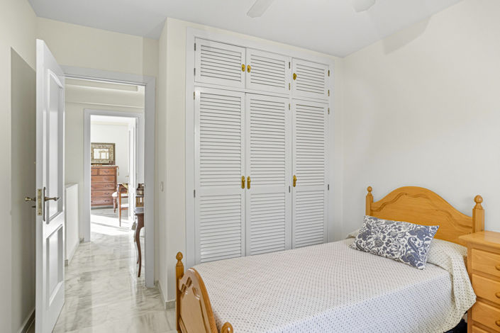 Image No.10-3 Bed Townhouse for sale