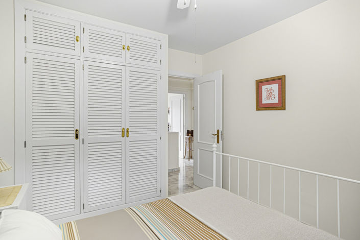 Image No.13-3 Bed Townhouse for sale