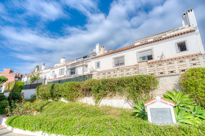 Image No.14-3 Bed Townhouse for sale