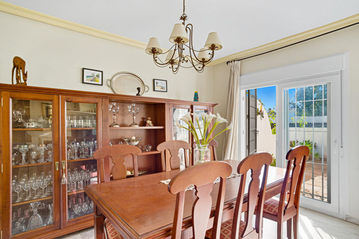 Image No.17-3 Bed Townhouse for sale