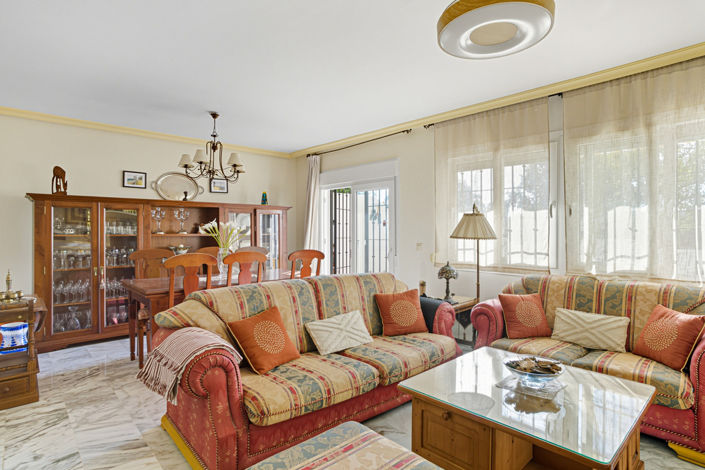 Image No.4-3 Bed Townhouse for sale