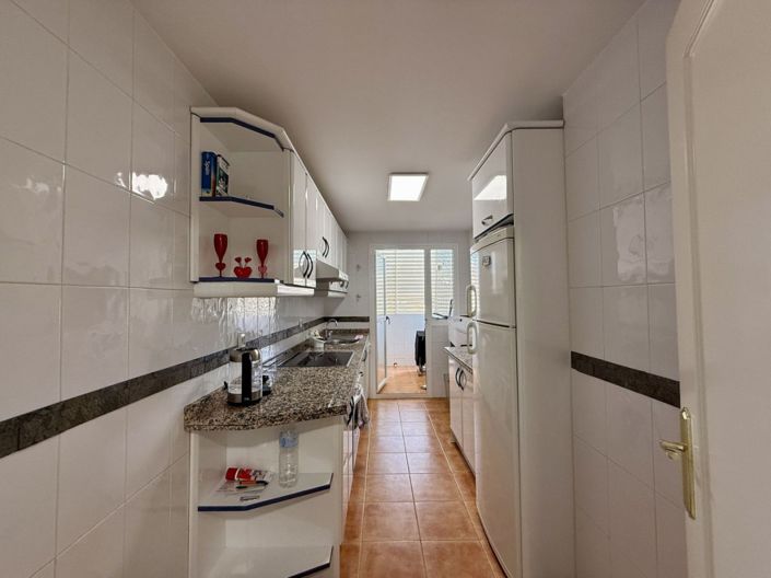 Image No.8-2 Bed Apartment for sale