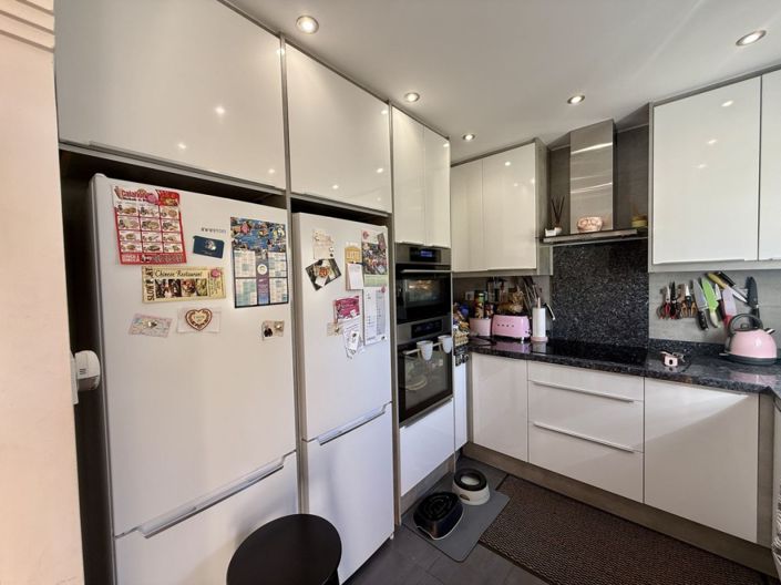 Image No.17-3 Bed Penthouse for sale