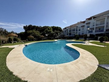 pool (1)