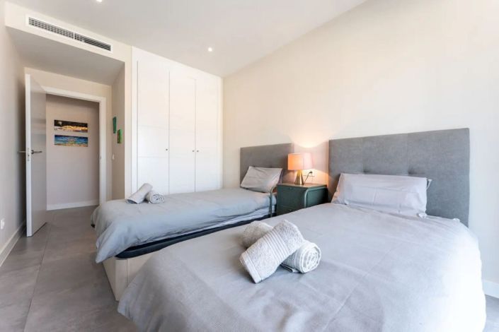 Image No.10-2 Bed Apartment for sale