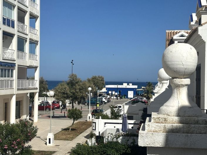 Image No.4-4 Bed Townhouse for sale