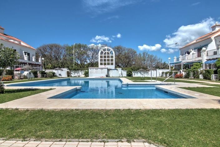 Image No.7-4 Bed Townhouse for sale