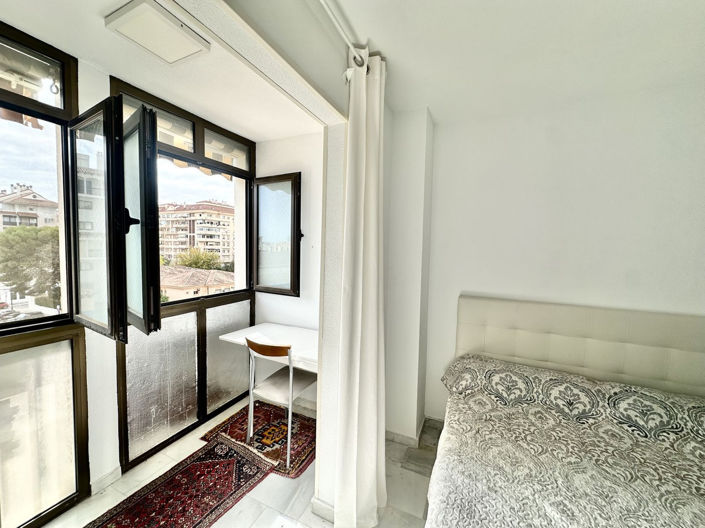 Image No.9-3 Bed Apartment for sale