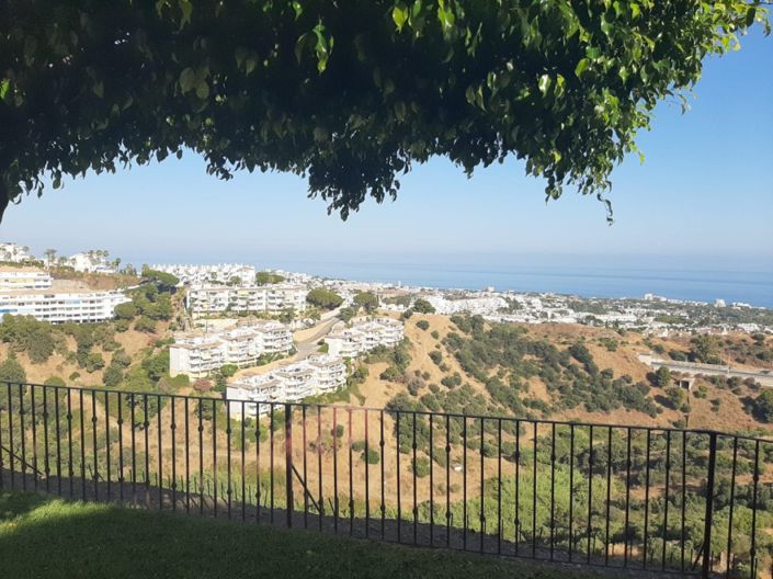 Image No.20-2 Bed Apartment for sale