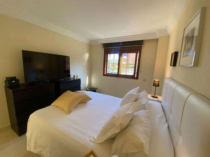 Image No.10-3 Bed Apartment for sale