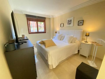 bedroom (1)