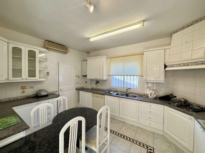 Image No.14-3 Bed Villa for sale