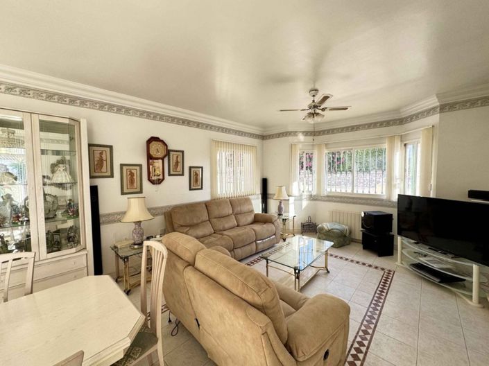 Image No.19-3 Bed Villa for sale