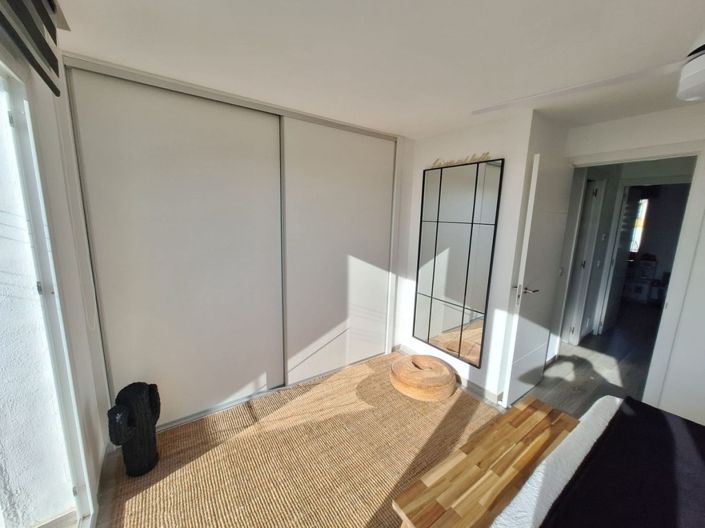 Image No.8-4 Bed Semi-Detached for sale