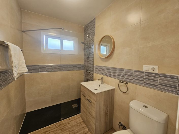 Image No.6-2 Bed Apartment for sale