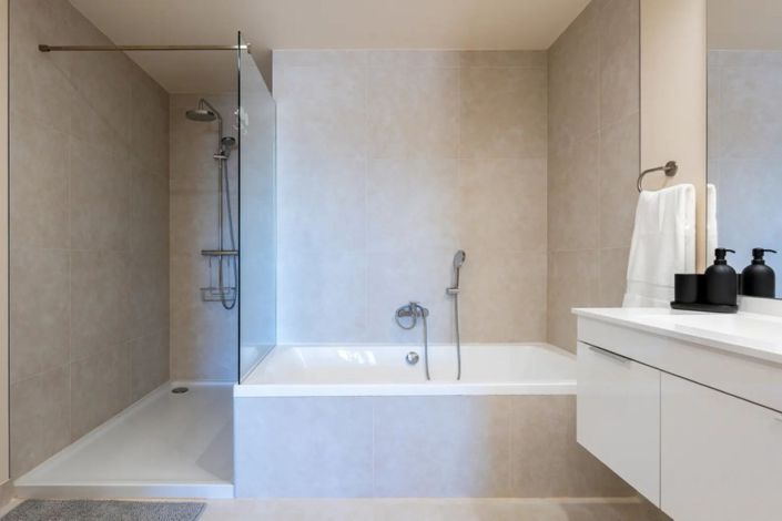 Image No.12-3 Bed Apartment for sale