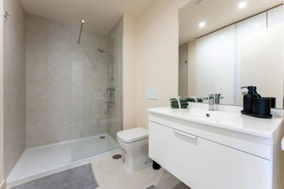 b98le8d7m9k3degpefzhs0lif8u4xzvzhwxtmggyekxx9