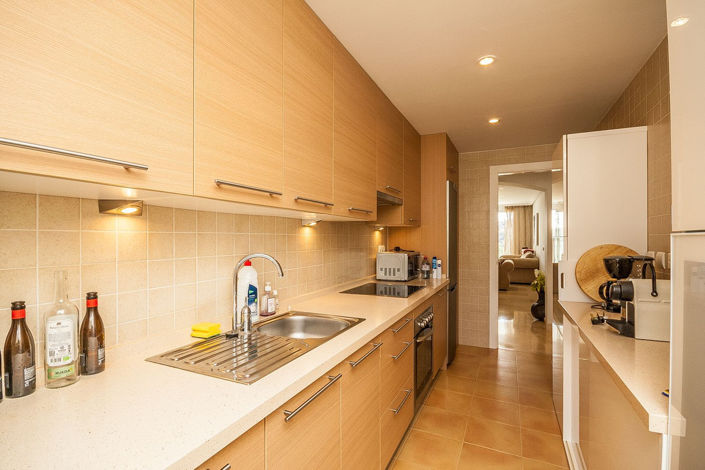 Image No.8-2 Bed Apartment for sale