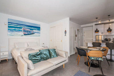 b98le8d7m9k3degpefzhs0lif8u4xzvzhwxtmggyekxx9