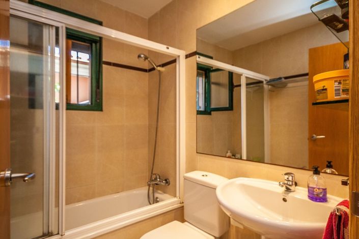 Image No.12-2 Bed Apartment for sale