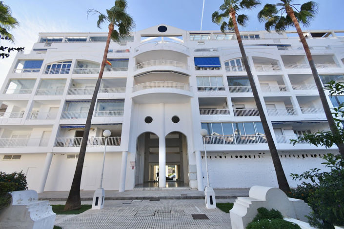 Image No.12-3 Bed Apartment for sale