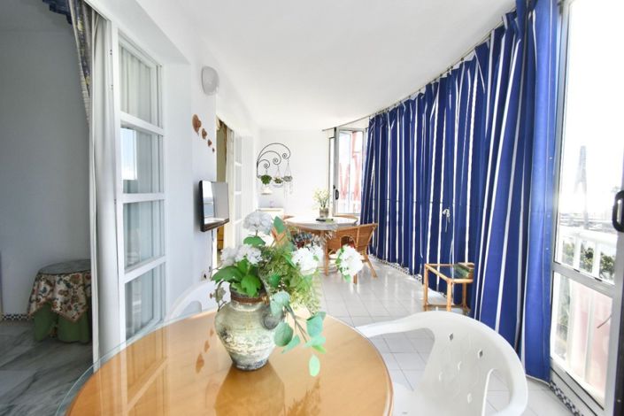 Image No.15-3 Bed Apartment for sale