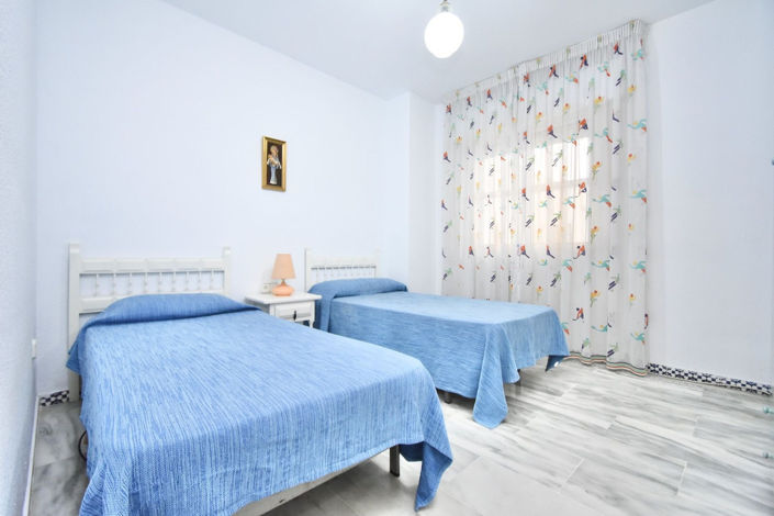 Image No.8-3 Bed Apartment for sale