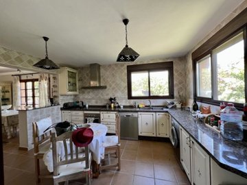 kitchen (2)