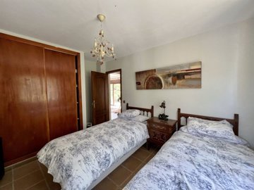 bedroom (3)