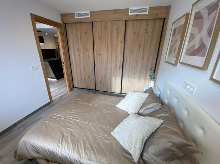 Image No.11-3 Bed Apartment for sale