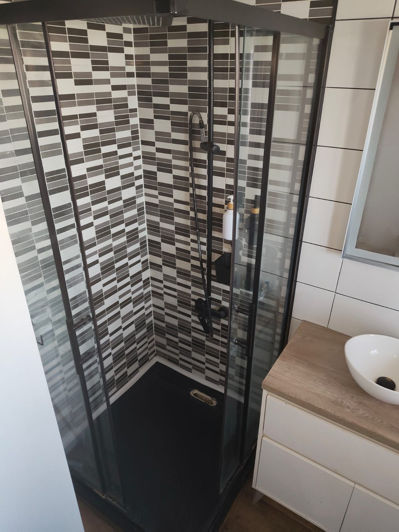 Image No.9-2 Bed Townhouse for sale