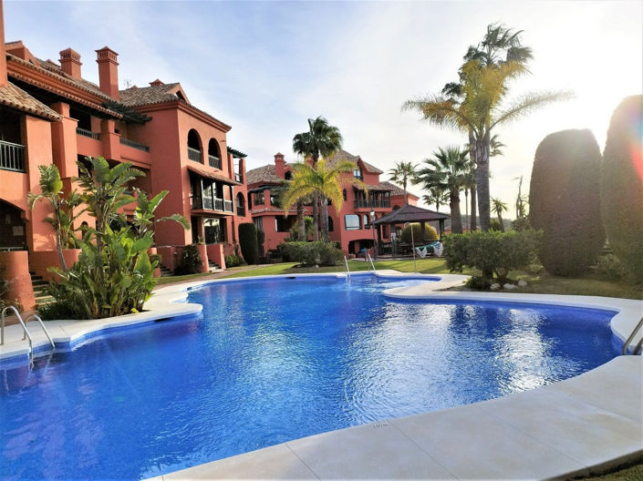 Image No.12-3 Bed Property for sale